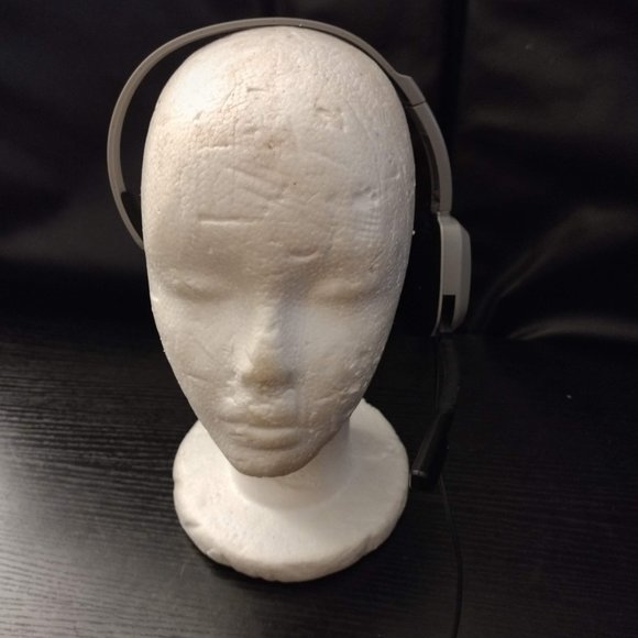 Microsioft XBOX LVL1 Chat Headset - Picture 2 of 5